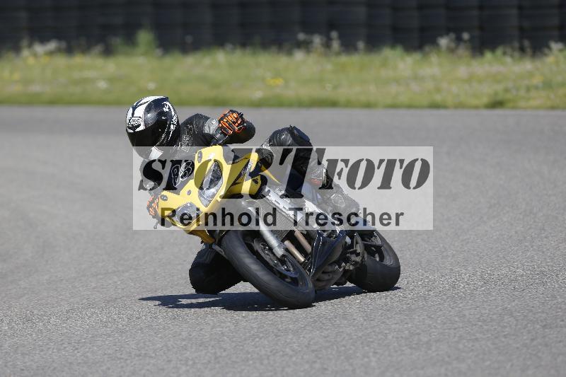 /10 20.04.2026  Pluess Moto Sport ADR/Freies Fahren/88